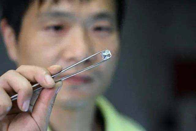 钻石也能“种”出来？(图1)